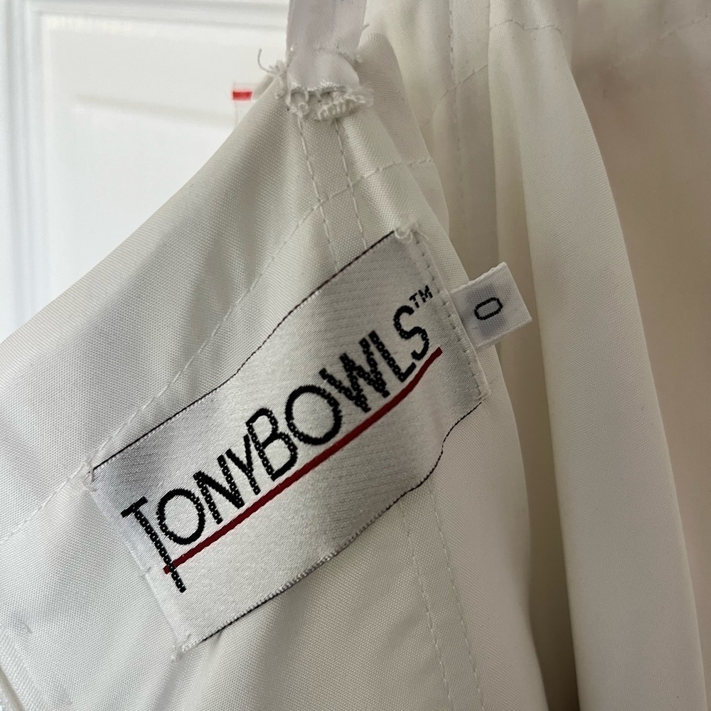 NWT Tony Bowls Black and Ivory Cocktail Dress Size 0 - Picture 5 of 6